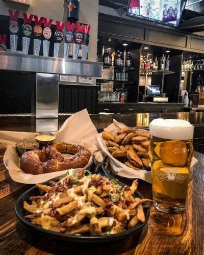 Frothy Beers and Crispy Fries: A Symphony of Flavors